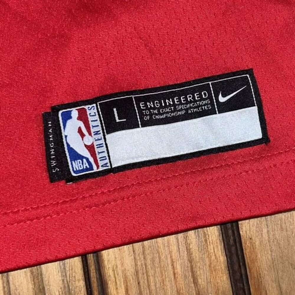 Nike Trae Young Atlanta Hawks Authentic Swingman Icon City Jersey Unisex Large - Picture 5 of 8
